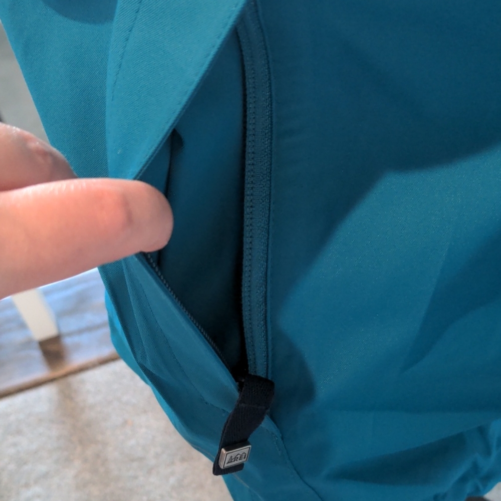 Rei Jacket - image 6